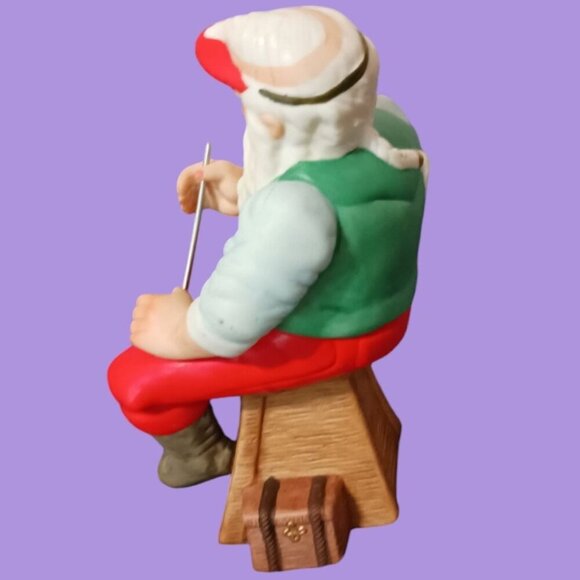 1989 Hallmark Santa Figurine Limited Edition Porcelain Christmas Decor - Picture 3 of 5